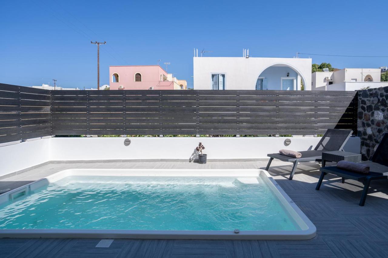 Santorossa Luxury Villas Emporio  Екстериор снимка