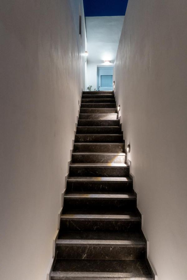Santorossa Luxury Villas Emporio  Екстериор снимка