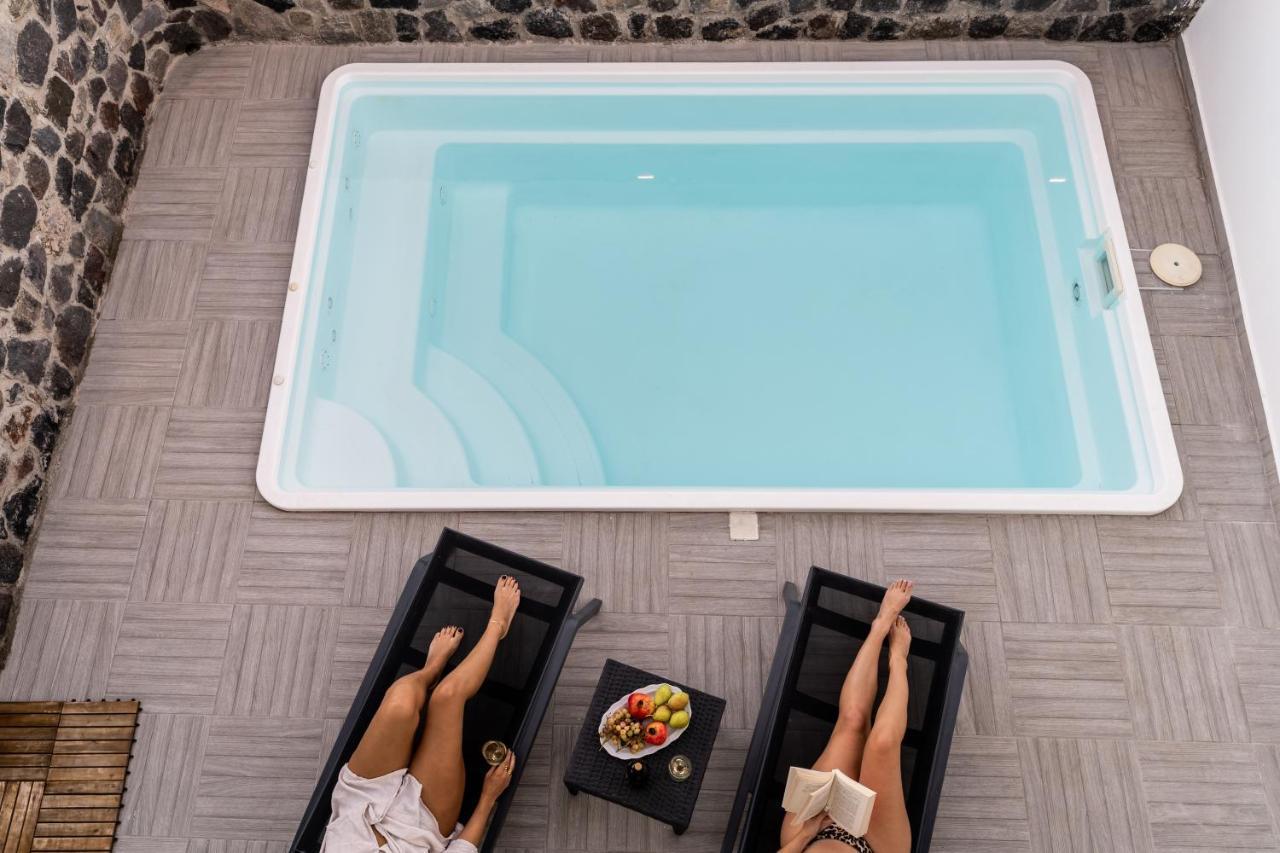 Santorossa Luxury Villas Emporio  Екстериор снимка