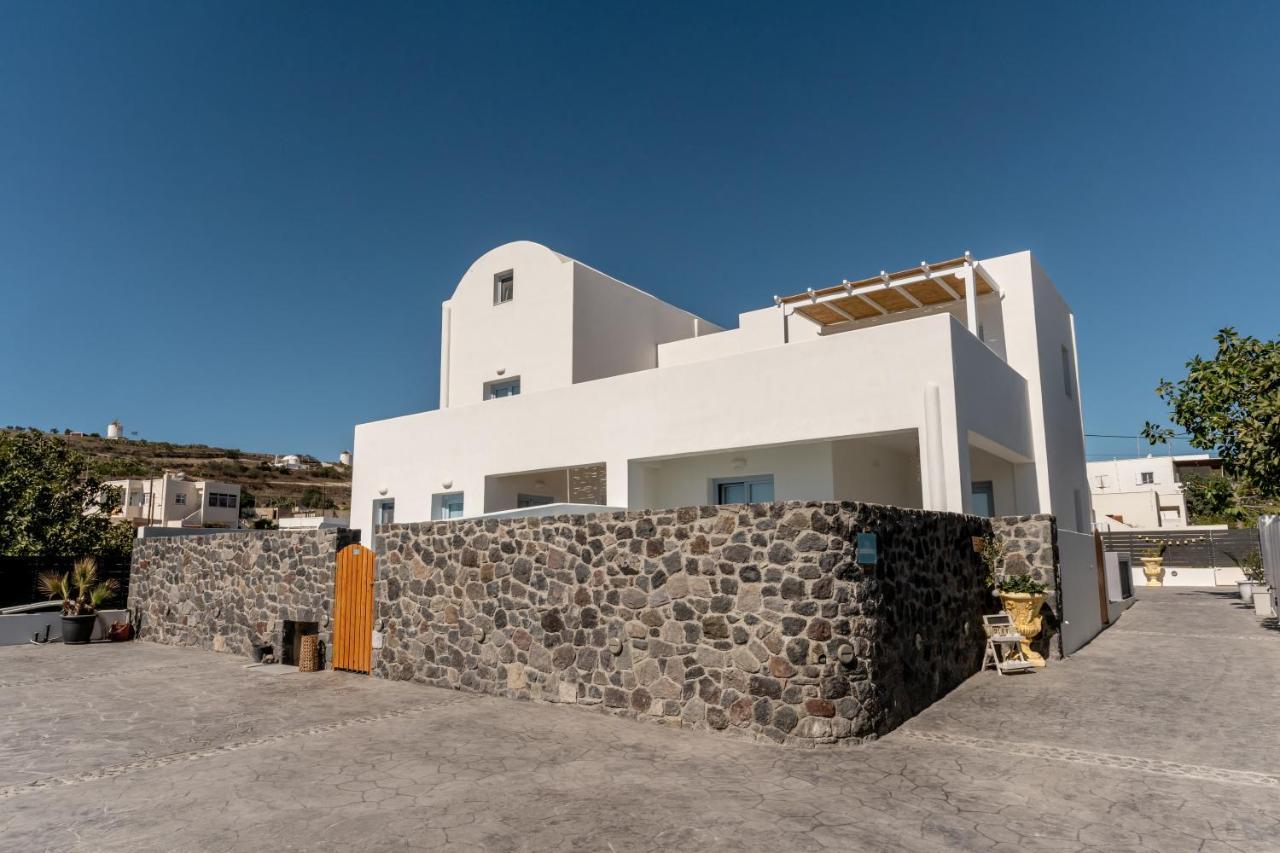 Santorossa Luxury Villas Emporio  Екстериор снимка